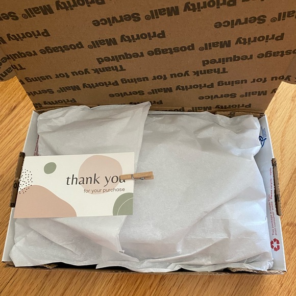 Meet your Posher, Karina - Picture 3 of 3